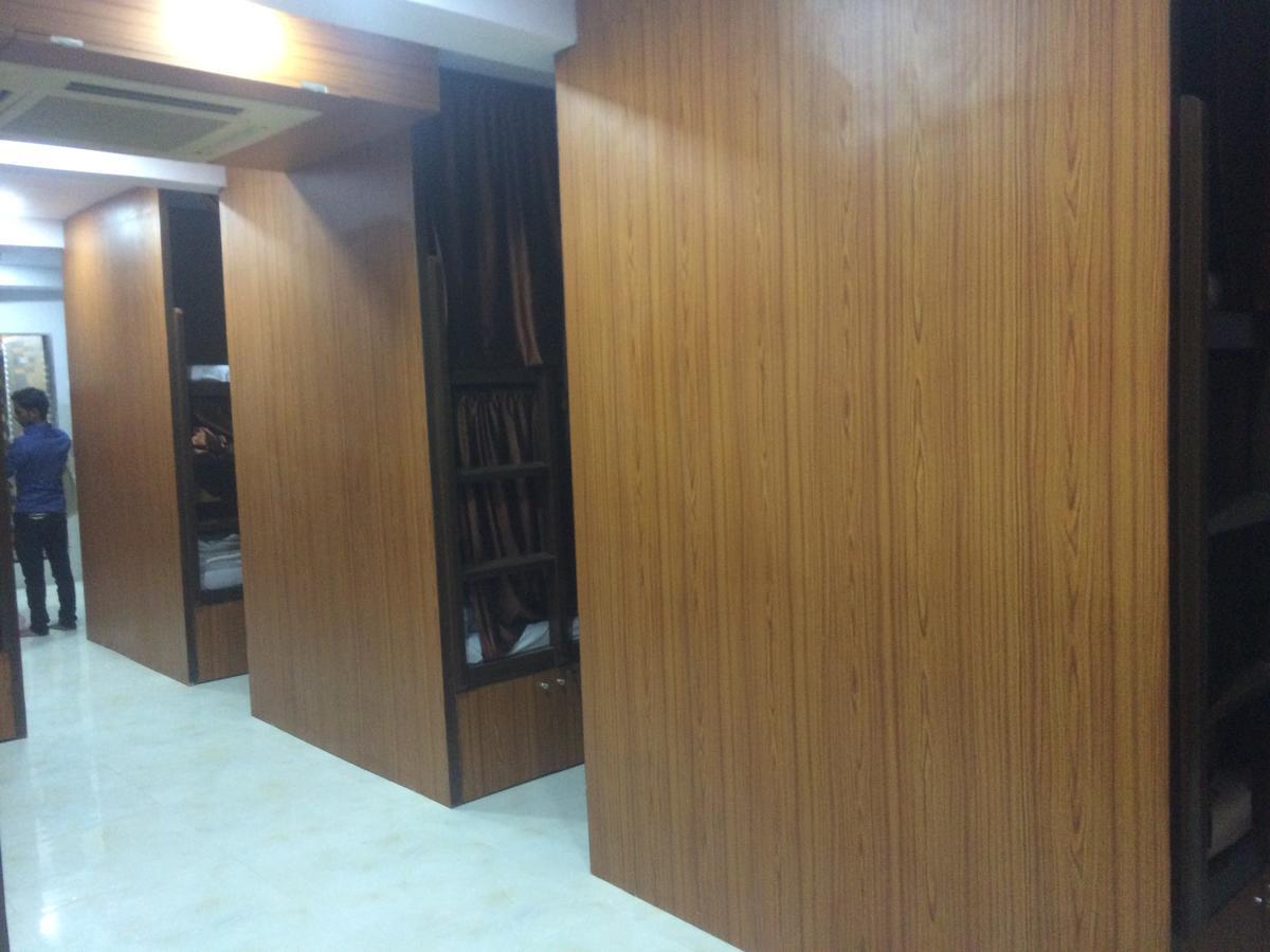 Zara Dormitory Mumbai Bagian luar foto