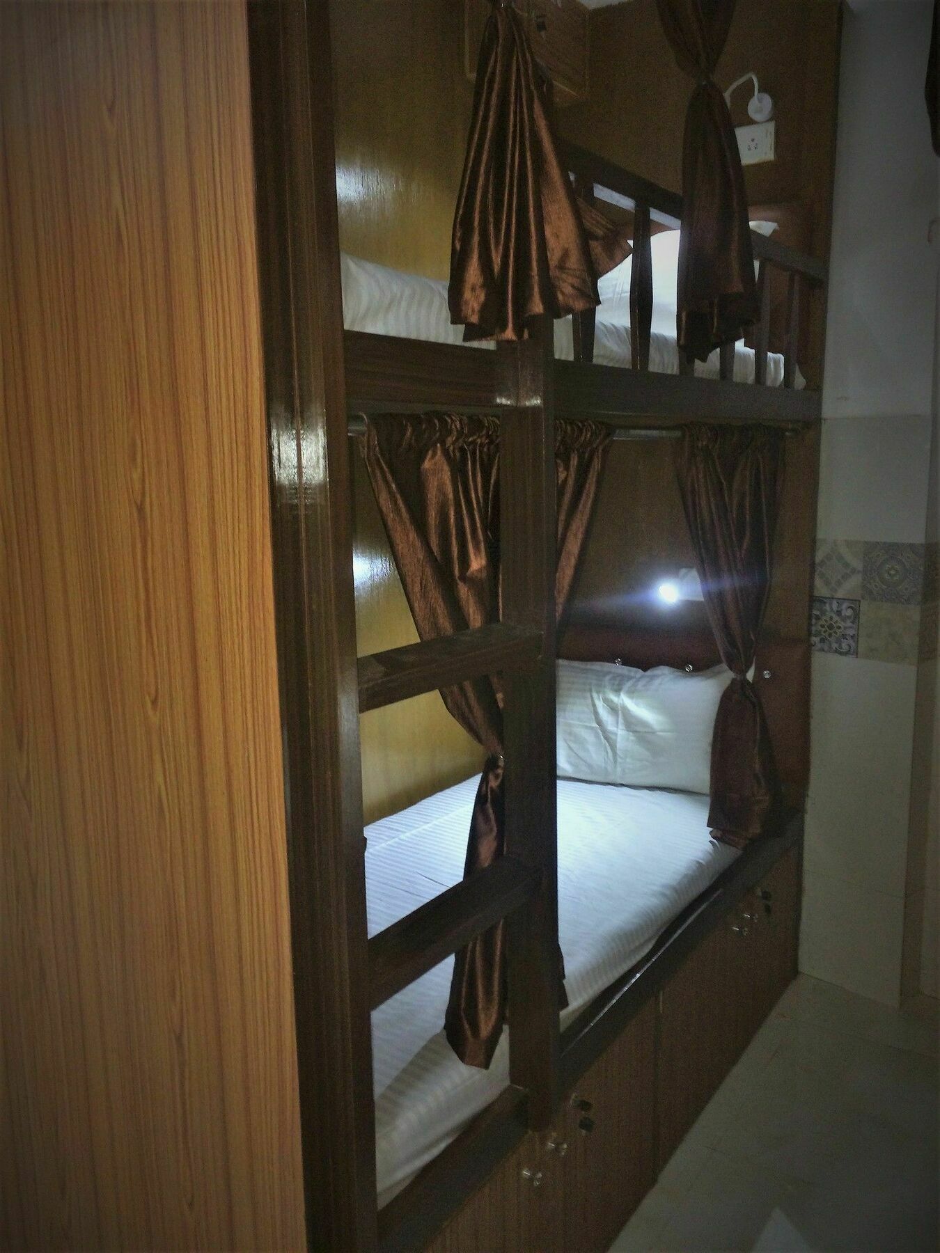 Zara Dormitory Mumbai Bagian luar foto